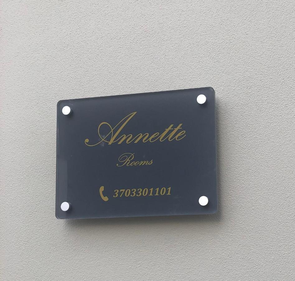 Annette Rooms Bari Bagian luar foto