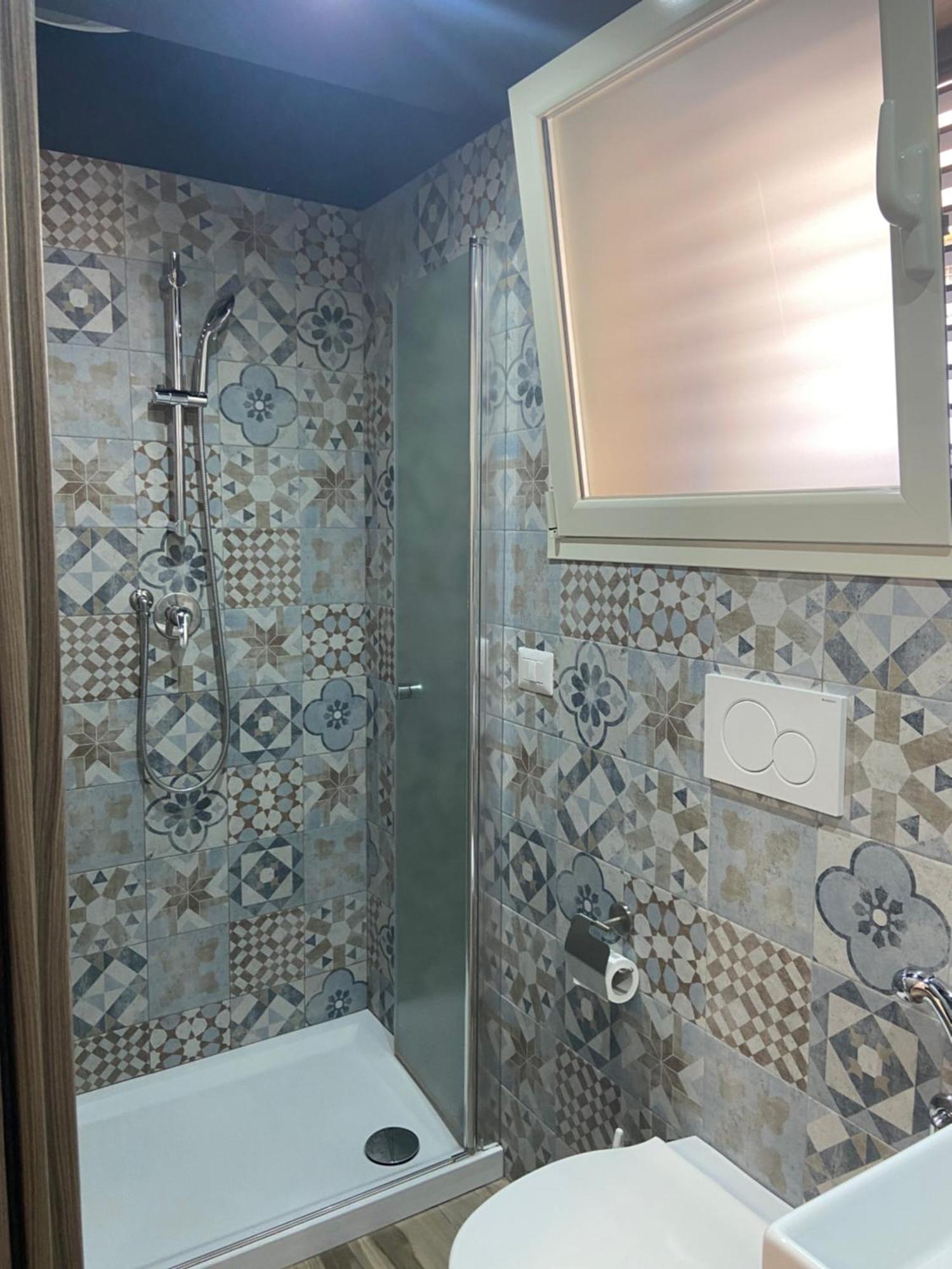 Annette Rooms Bari Bagian luar foto